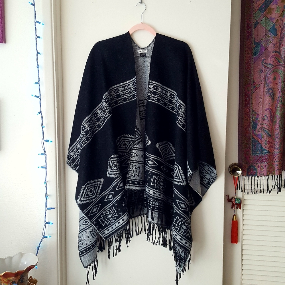 🌙Soft Wrap Shawl JUST JAMIE - Picture 2 of 5